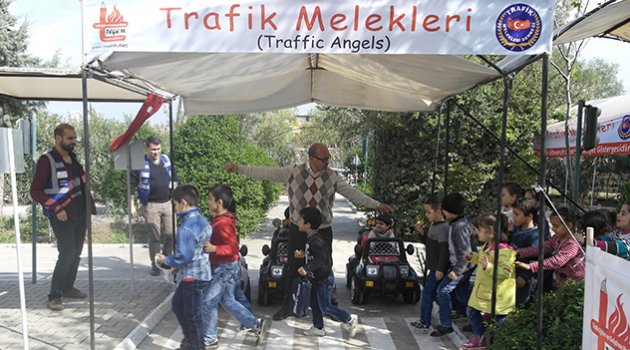 Çocuklar kazasız yarınlara hazırlanıyor