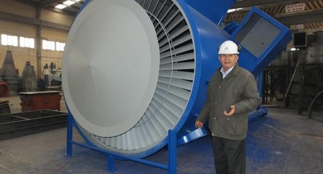 Çöplükte kurduğu fabrikadan dünyaya vantilatör ihraç ediyor