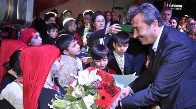 Çukurova’da 23 Nisan coşkusu