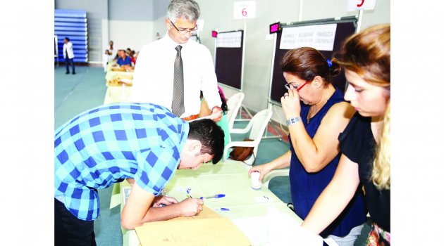 Çukurova Üniversitesi’nde ilk kayıt heyecanı