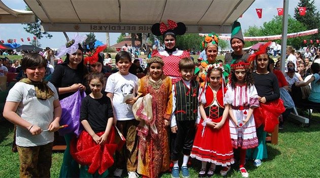 Çukurovalı çocuklar dünya çocuklarıyla buluştu