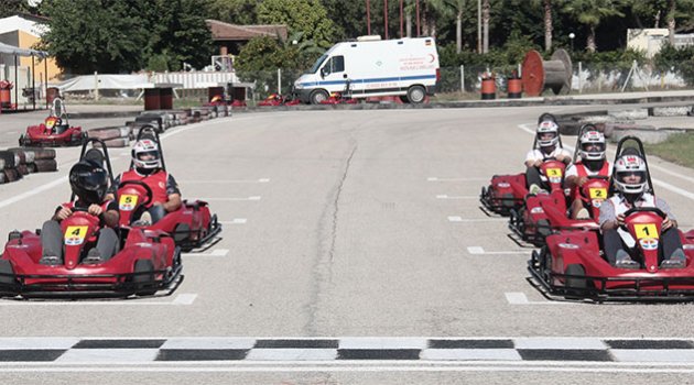 Cumhuriyet Kupası Karting Turnuvası Adana'da yapıldı