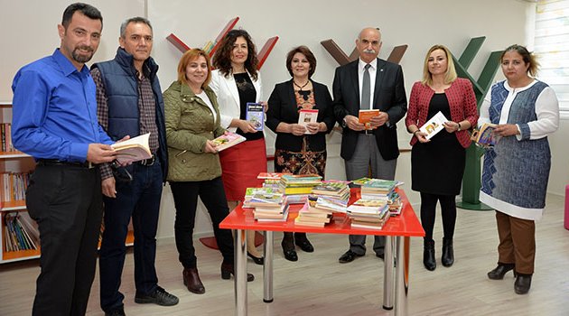 ÇYDD’den okul kütüphanesine kitap bağışı