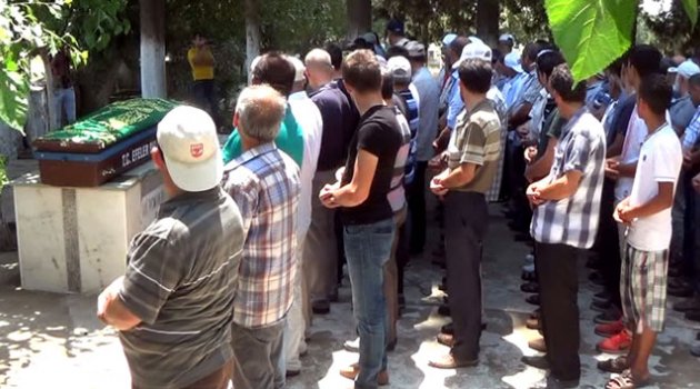 Darbeci binbaşının cenazesi camiye alınmadı