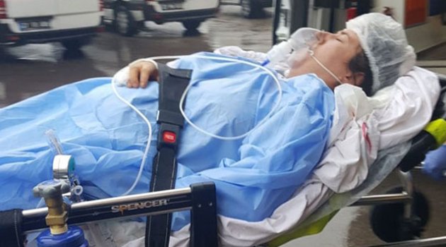Darp etti iç organları dışarıya çıkacak şekilde göbeğini oydu