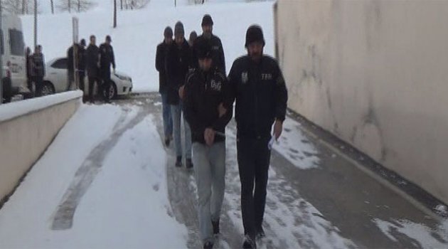 DEAŞ bombacısı 3 şahıs yakalandı