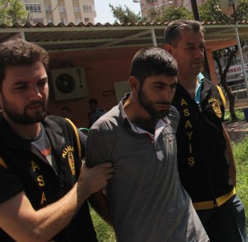 Dedesinden kalan ev için tartıştığı amcasını öldürdü