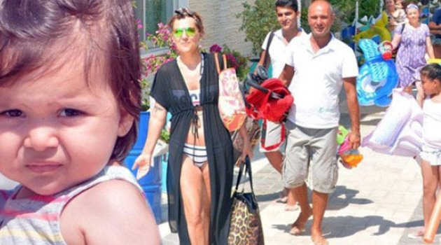 Demet Akalın, kızının dadılarına 25 bin TL ödüyor