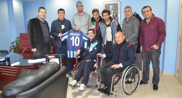 Demirspor’a engellilere ilgisi