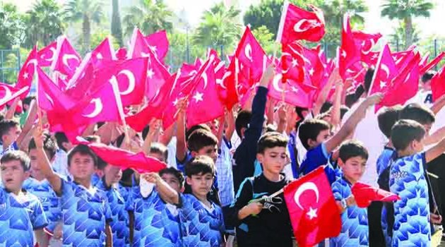 Demirspor’da Cumhuriyet Bayramı coşkusu