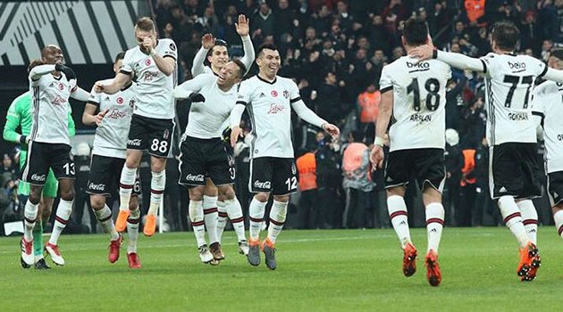 Derbinin galibi siyah beyazlılar!