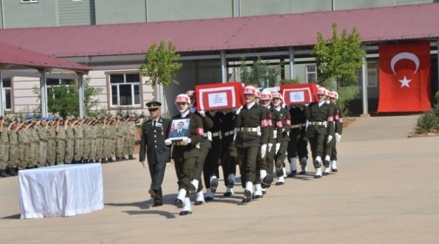 Derik şehitleri memleketlerine uğurlandı