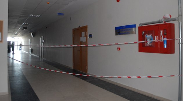 Ders sırasında tavan çöktü: 5 yaralı