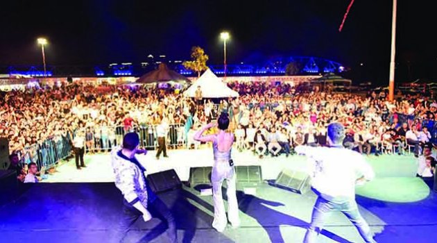 Derya Uluğ, Adana’yı salladı