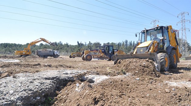 Devlet Bahçeli Köprüsü’nde hummalı çalışma