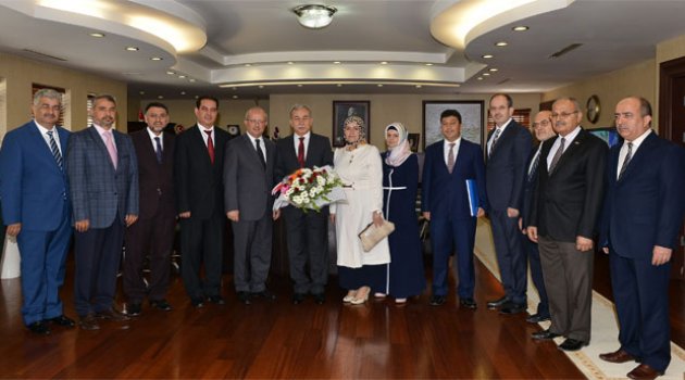 Din görevlilerinden Vali Büyük’e ziyaret