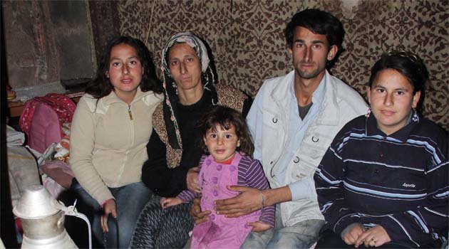 Dinamit deposunda yaşayan aileden kaymakamlığa "Açız" dilekçesi