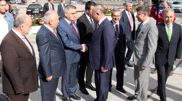 Dışişleri Bakanı Çavuşoğlu Adana’da