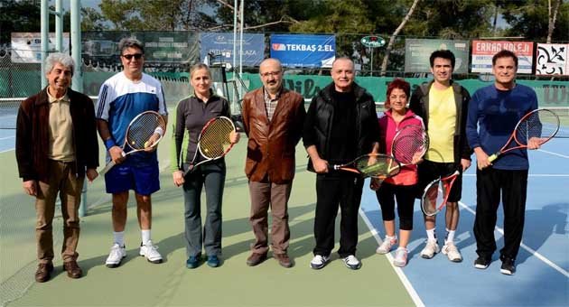 Doktorların Tenis Turnuvası başladı
