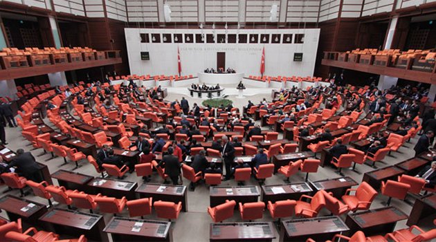 Dokunulmazlık teklifi kabul edildi
