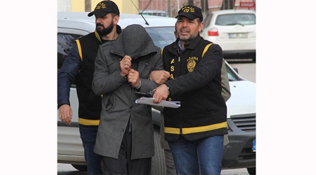Dolandırıcıyı kaçarken unuttuğu cep telefonu ele verdi