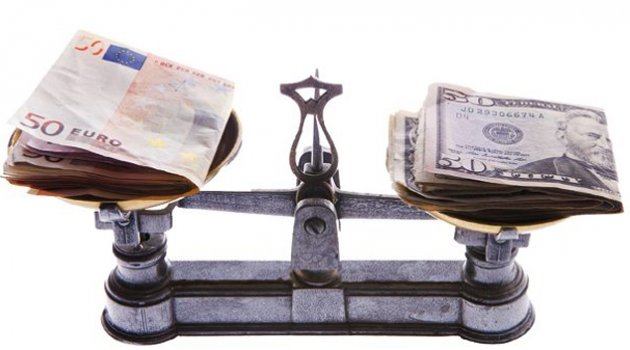Dolar duruldu, Euro hareketli
