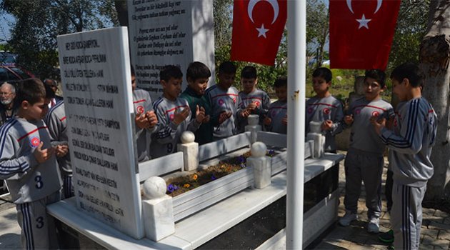 Dünya Olimpiyat Şampiyonu Adana'da anıldı