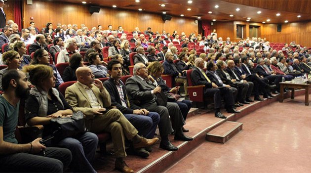 Efsane başkan Ege Bagatur panelle anıldı