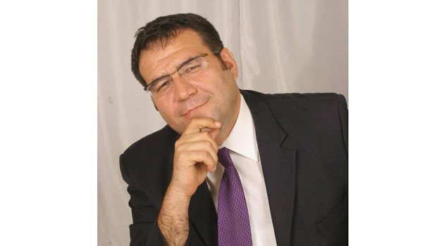 Eğitimci Huylu Ak Parti’den aday adayı