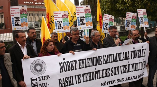 Eğitimcilerden nöbet eylemi