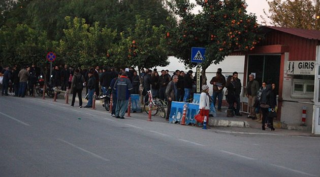 Ehliyet için sabaha kadar nöbet