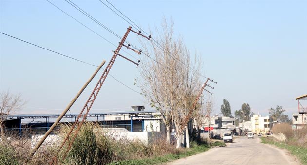 Elektrik direkleri tehlike saçıyor