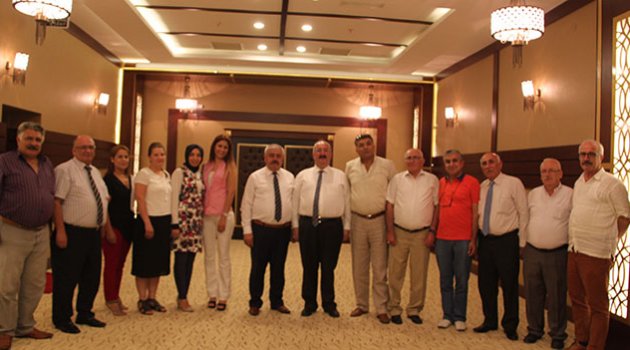 Emekliler iftar yemeğinde buluştu