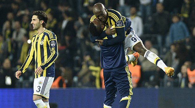 Emenike'ye tam destek!