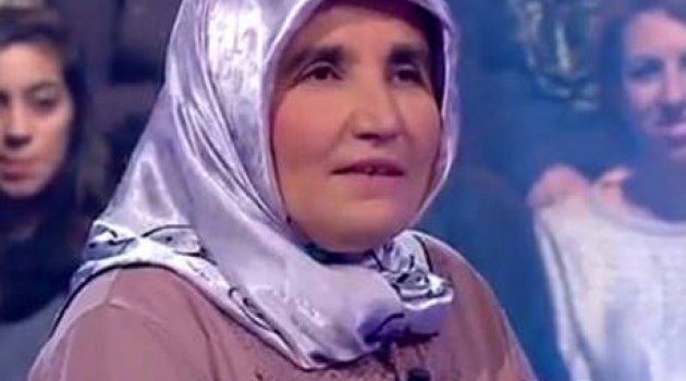 Emsal Hanım gençleri gölgede bıraktı