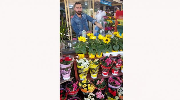 En güzel çiçek annelerimiz
