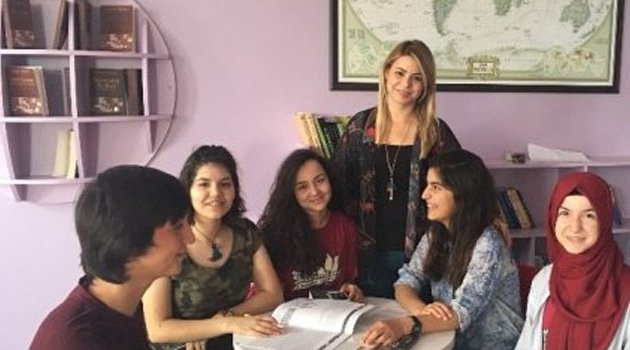En İyi "Fanzin" Bahtiyar Vahabzade Sosyal Bilimler Lisesi’nden