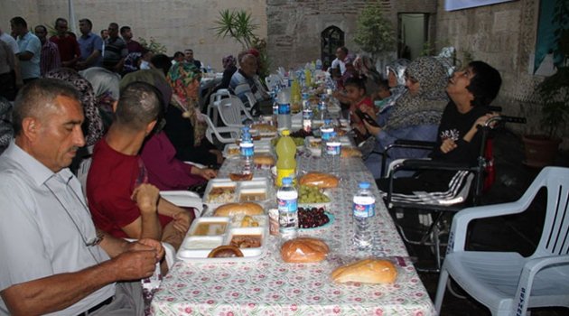 Engelli personel ve ailelerine iftar