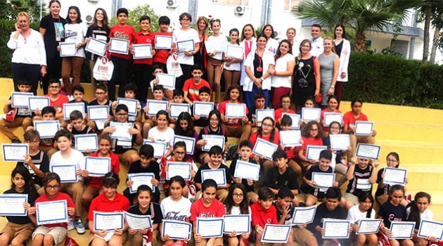 Erkan Koleji’nde sertifika heyecanı