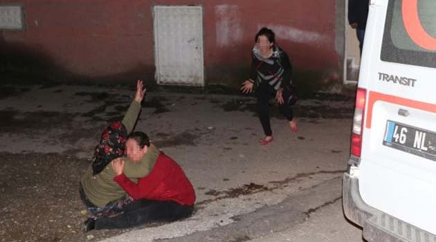 Eşi, çocukları ve iş arkadaşını rehin aldı