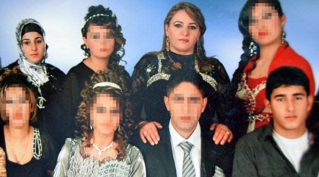 ‘Eşimi ve kızımı öldürdüm, çocukları bizimkilere teslim et'