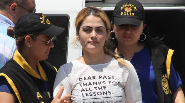 Eşini öldüren kadın tutuklandı