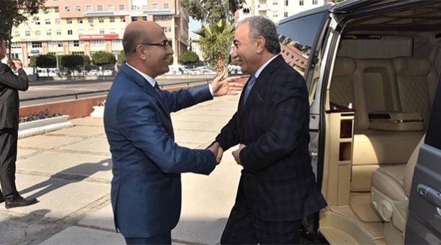 Eski Adana Valisi Mustafa Büyük’ten Vali Demirtaş'a ziyaret