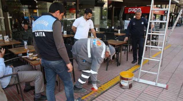 Esnafa kaldırım çizgisi