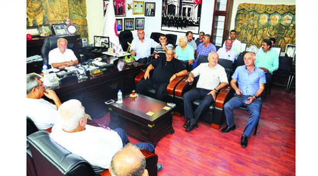 ESOB’ta sıcak bayramlaşma