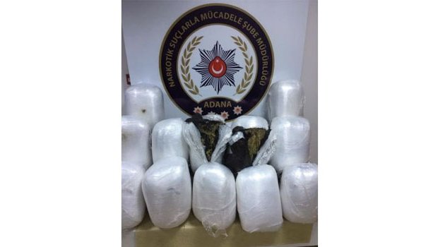 Ev Eşyası Yüklü Kamyondan Uyuşturucu Çıktı