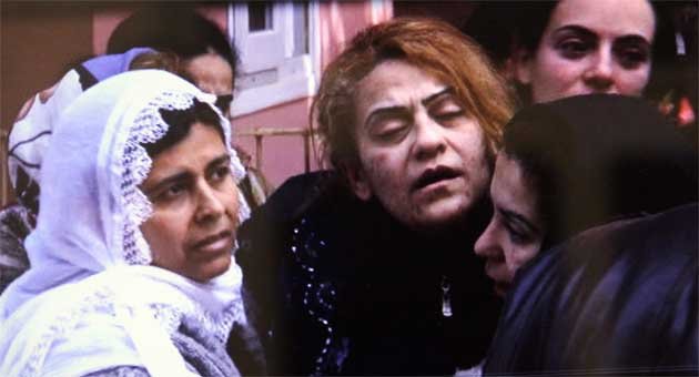Ev sahibinin öldürdüğü hırsızın annesi gözyaşlarına boğuldu