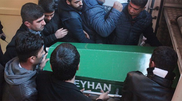 Evden uzaklaştırılan koca ve ailesi, genç kadını döverek öldürdü