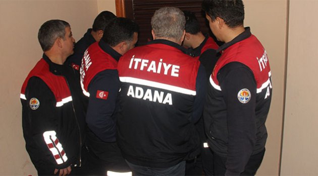 Evine ve kendine zarar veren oğluna beddua etti