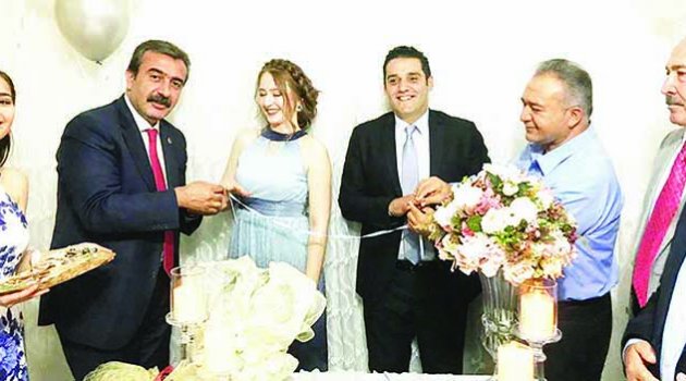 Evliliğe ilk adımı attılar
